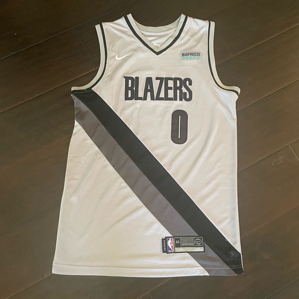 Portland Trailblazers Damian Lillard Jersey